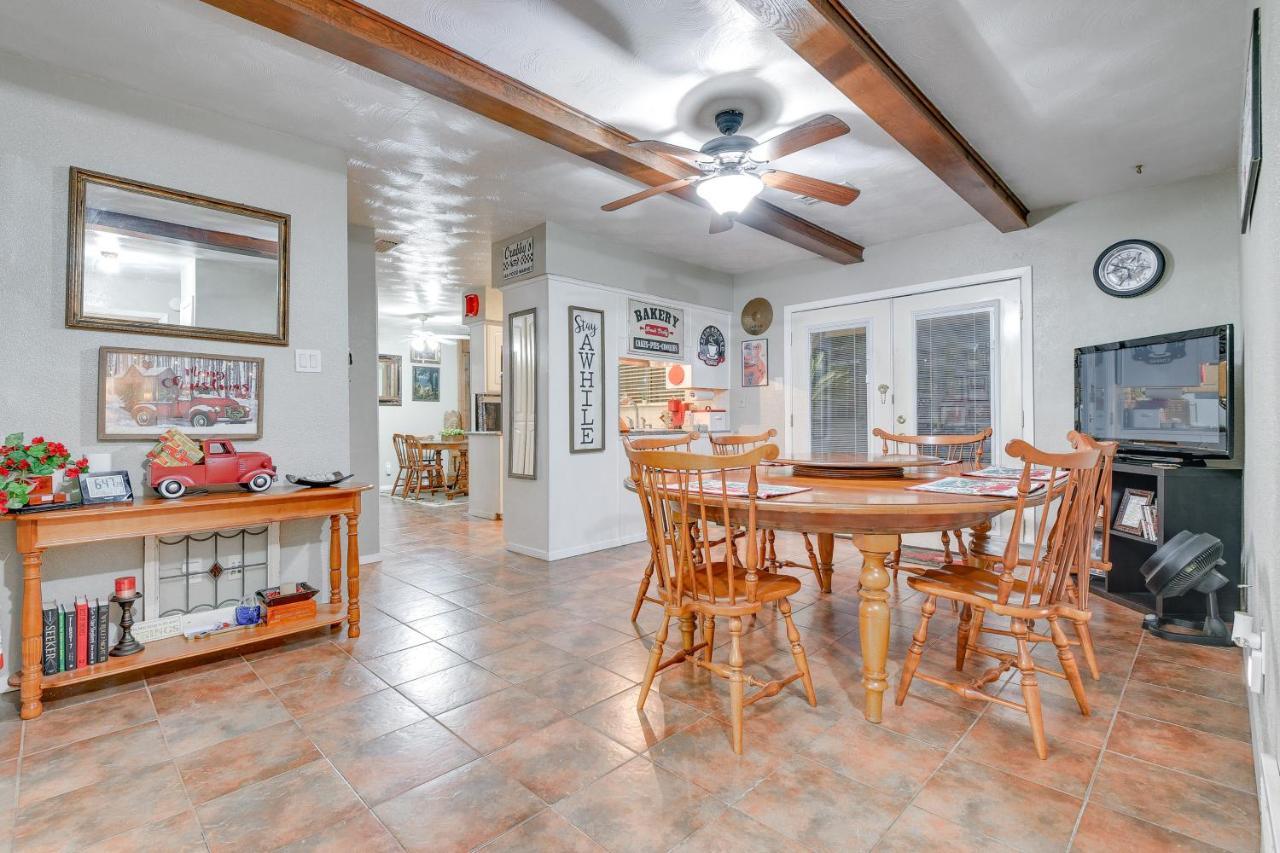 Arlington Home With Patio, Walk To Atandt Stadium! المظهر الخارجي الصورة