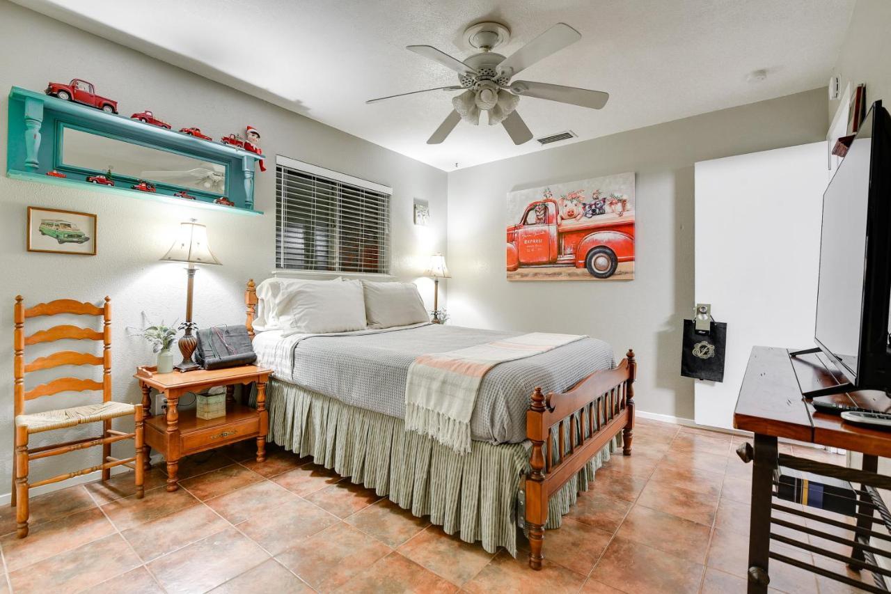 Arlington Home With Patio, Walk To Atandt Stadium! المظهر الخارجي الصورة